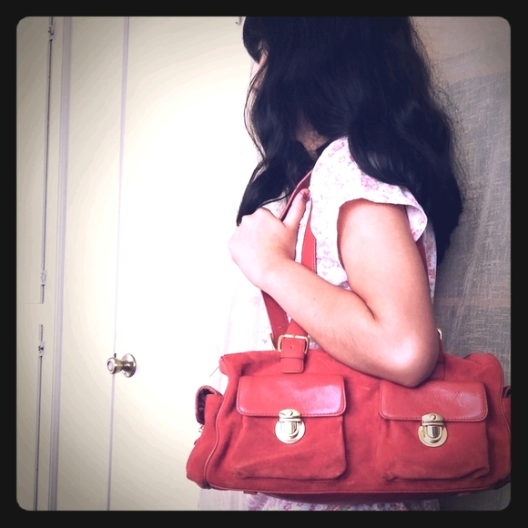 Maxx Studio Red Suede Purse 7-i - Picture 2 of 9